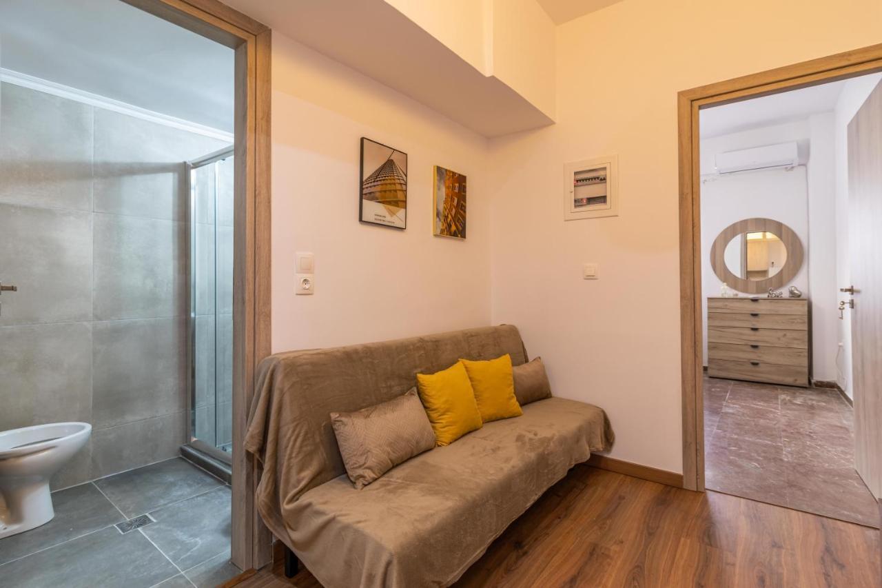 Korinthos Downtown Apartment Luaran gambar