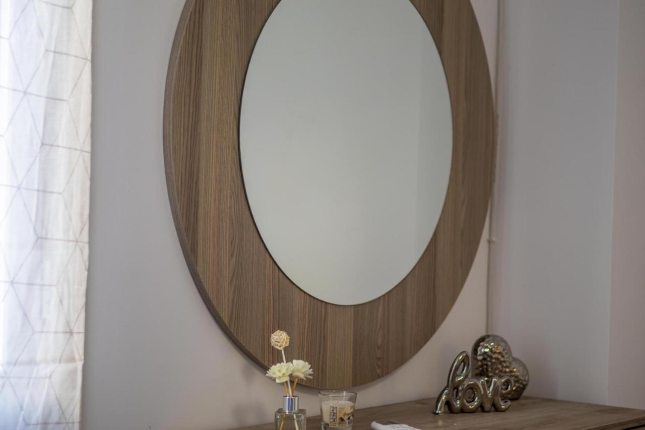 Korinthos Downtown Apartment Luaran gambar