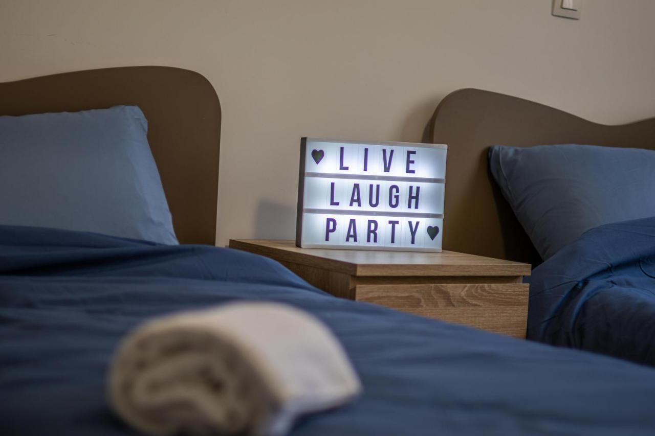 Korinthos Downtown Apartment Luaran gambar
