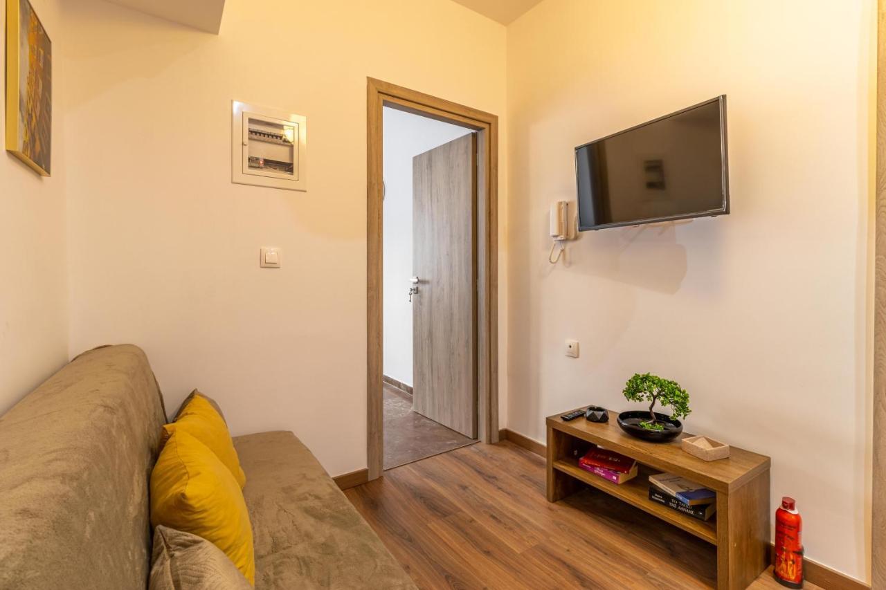 Korinthos Downtown Apartment Luaran gambar