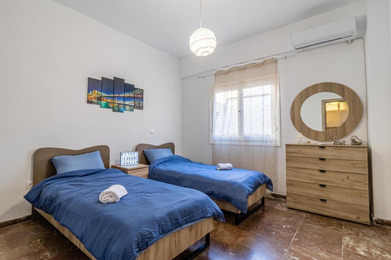 Korinthos Downtown Apartment Luaran gambar